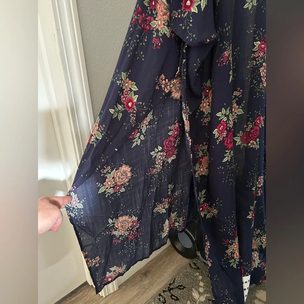 Torrid Floral Print Kimono - Picture 4 of 6